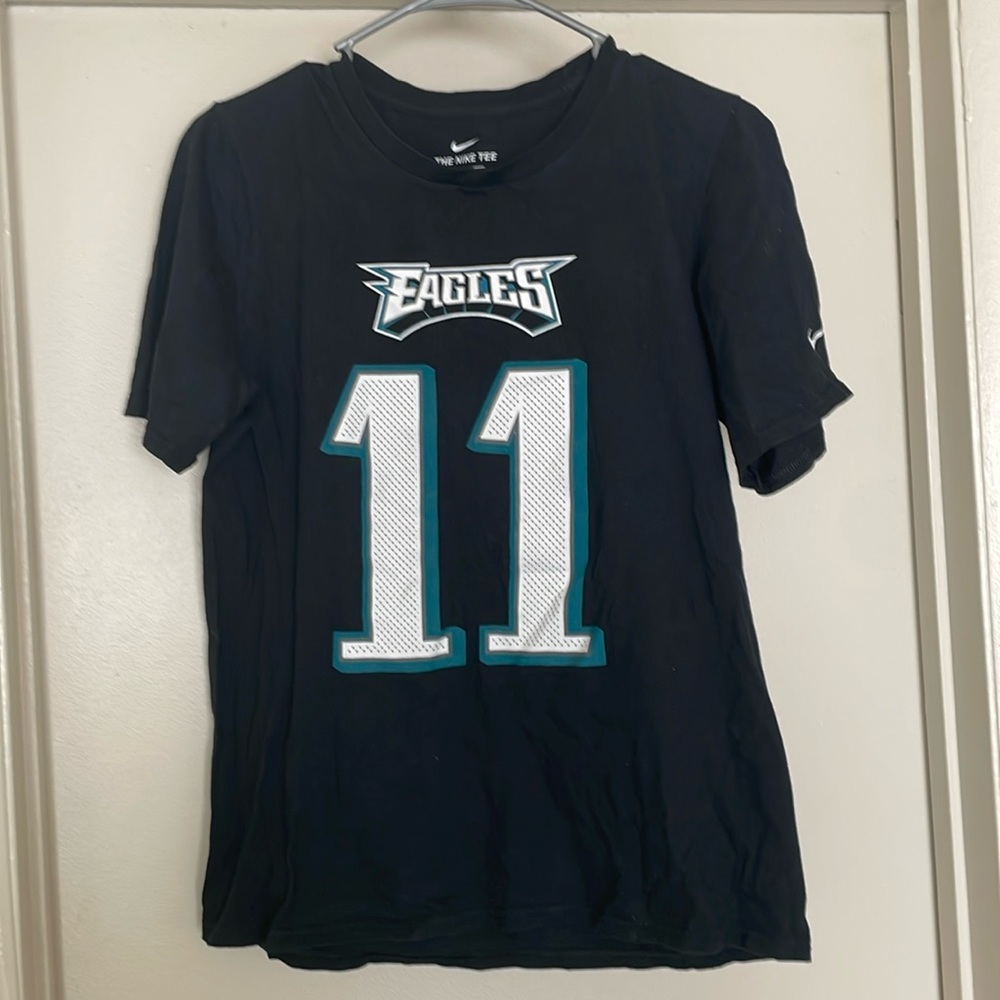 Nike Wentz 11 Youth Eagles Tshirt size XL